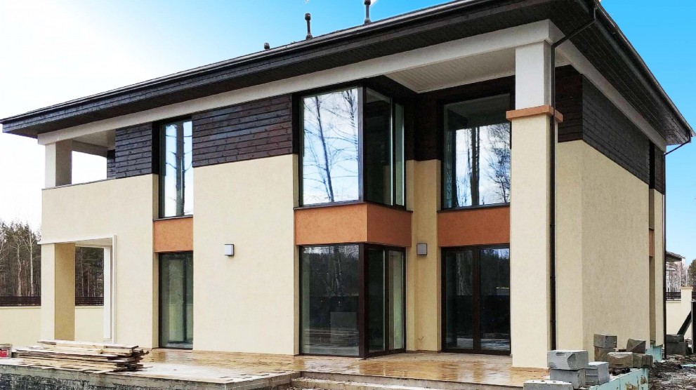 Двухэтажный дом с гаражом для большой семьи комфортного дома строительство Краснодар